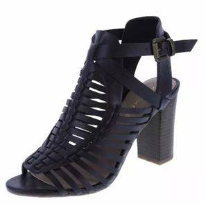 Brand new!! American eagle black strappy heels